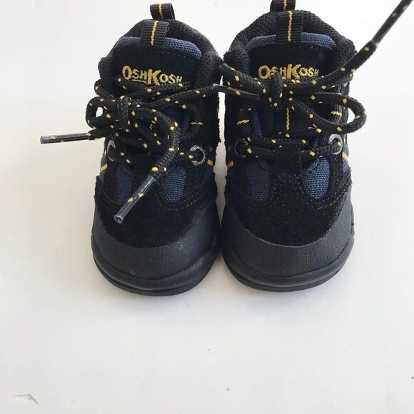 Oshkosh black leather lace up shoes EUC size 3 - Picture 4 of 7